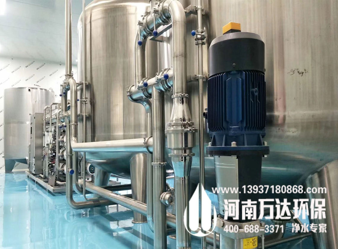 食品飲料純凈水設(shè)備是如何運行清洗的？